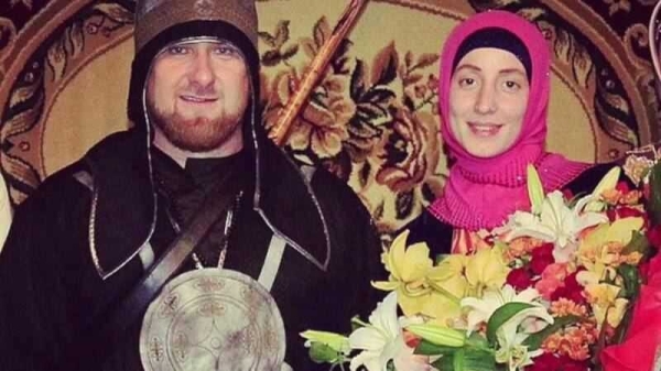 Высший орден Чечни получила неофициальная третья жена Кадырова